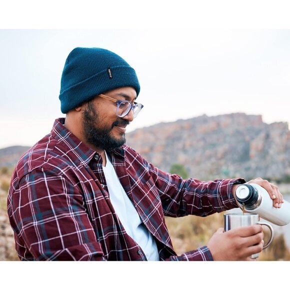 Furtalk Unisex Knit Beanie Acrylic Soft  Warm Winter Hats Toggle Closure - Picture 5 of 5